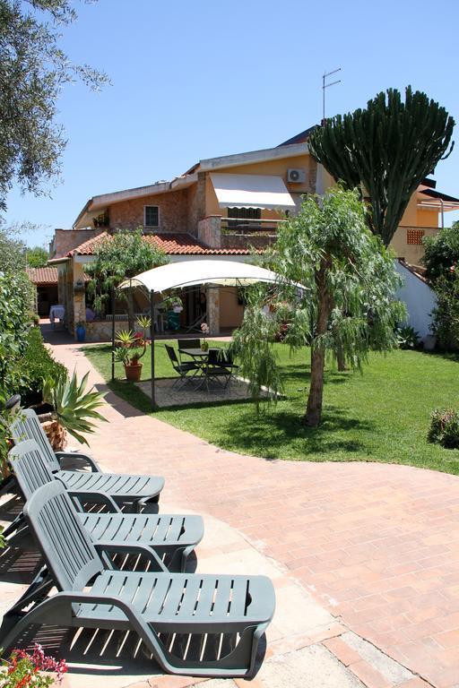 Sweet Home & Apartments Fontane Bianche Exterior foto